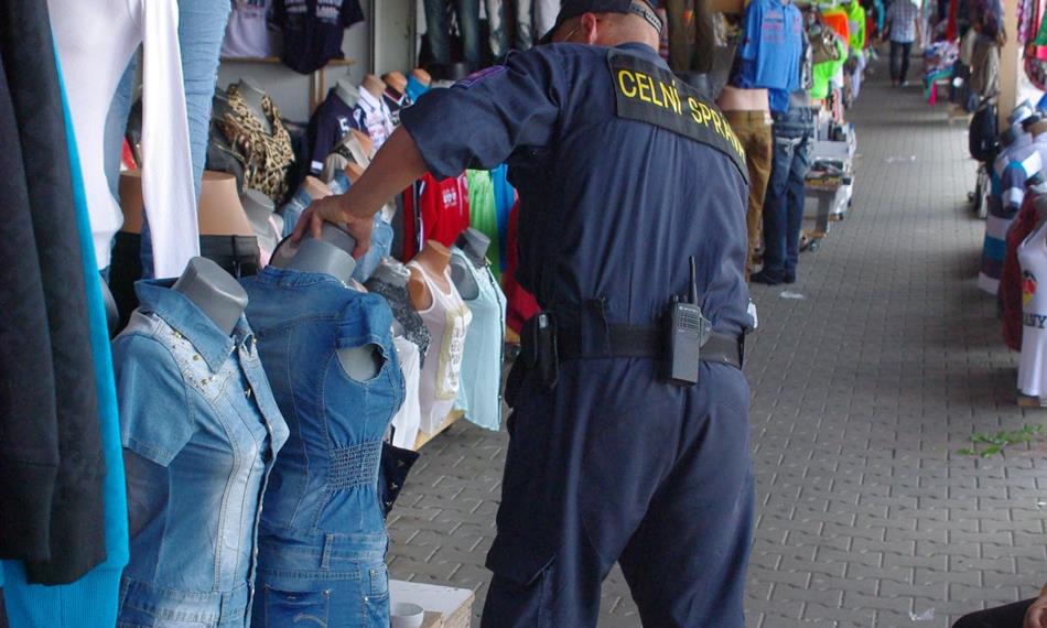 2014-7-29-1447s celníkem.JPG